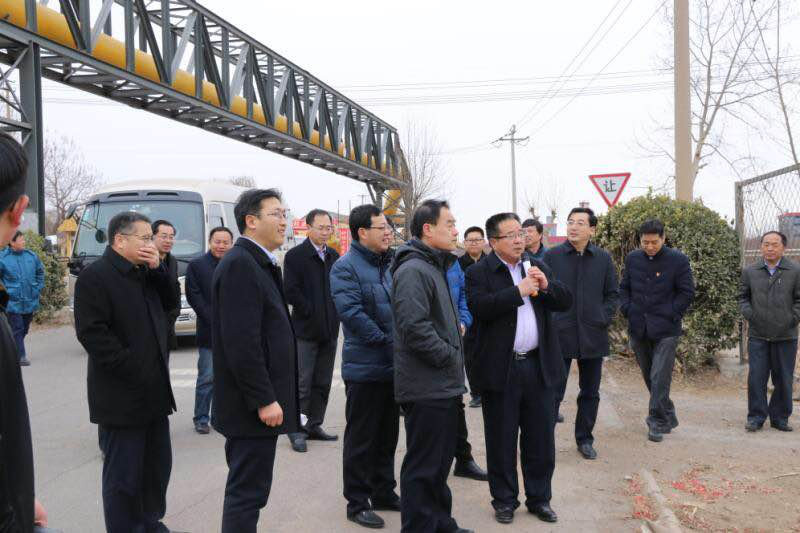 淄博市周村区区委副书记、区长刘伟一行莅临我公司视察指导
